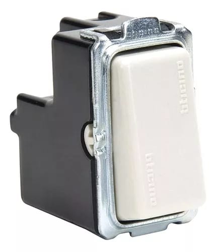 SWITCH 3 WAY 16A 125V MAGIC BTICINO